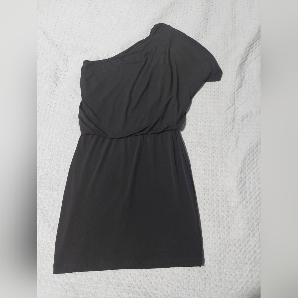Sweet Storm One-Shoulder Black Dress